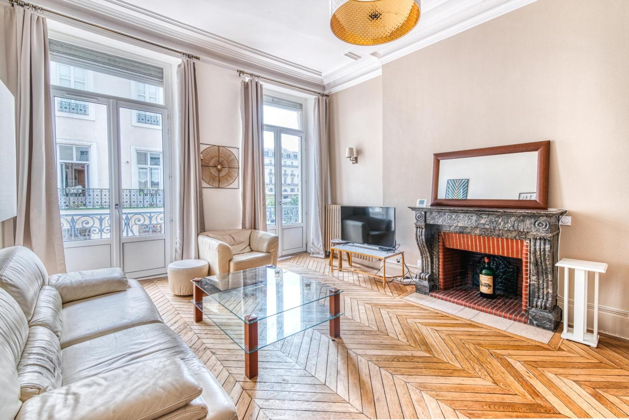 Hyper Centre, Premium, Spacieux Appartement Haussmannien Анже Екстериор снимка